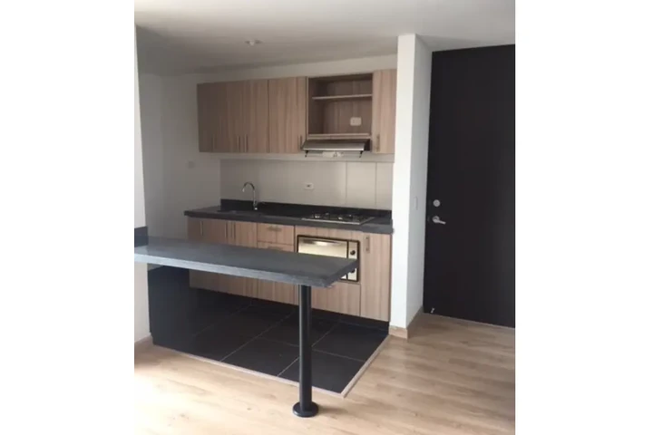$1990000 : ARRIENDO APARTAMENTO CHAPINERO image 3