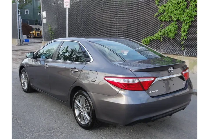 $12950 : 2016 Camry SE image 5
