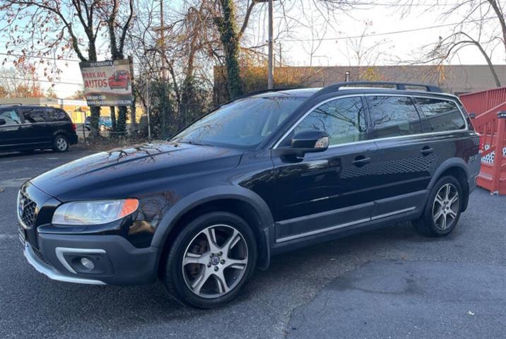 $10495 : 2015 XC70 T6 Platinum image 4