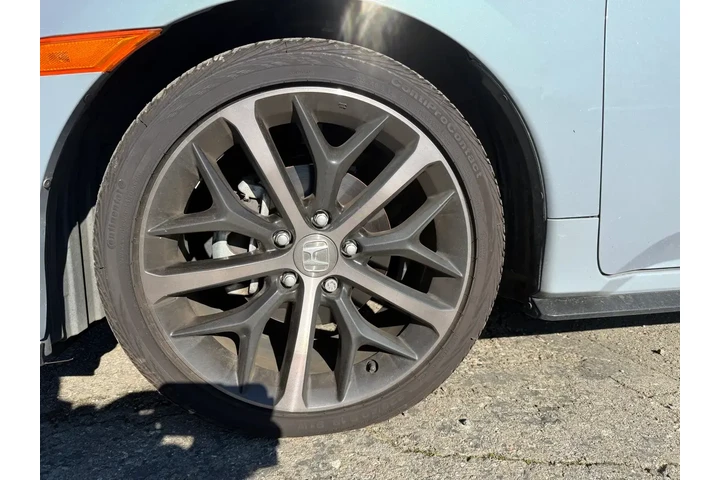 $25000 : Honda Civic 2020 Sport Touri image 9