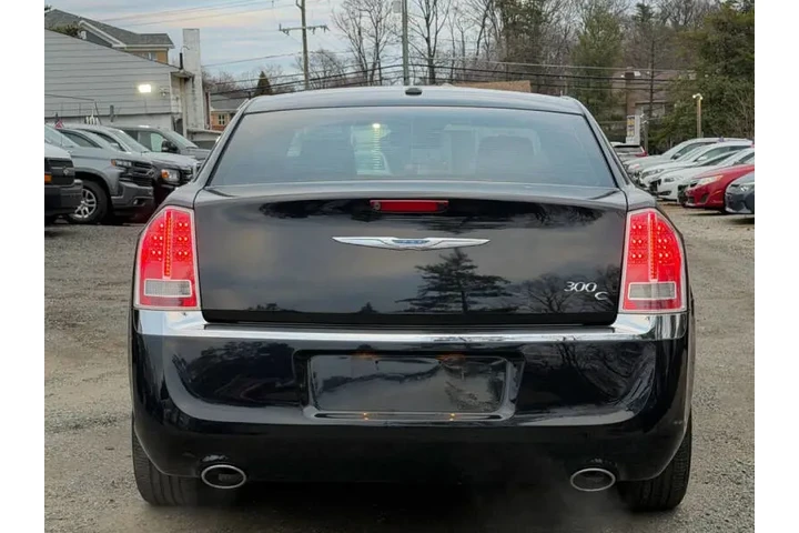 $10550 : 2014 300 C image 7