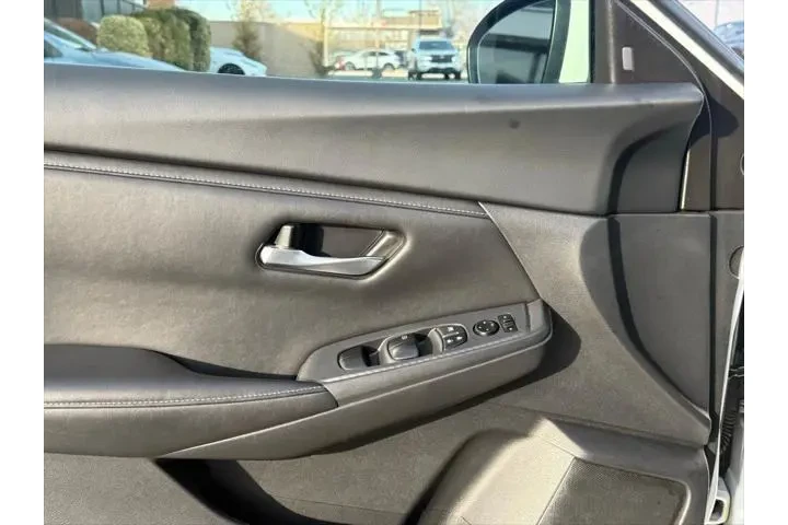 $16999 : Nissan Sentra 2024 SV 4dr Se image 9