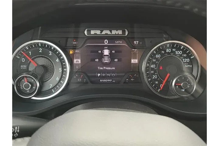 $34686 : Ram 1500 2024 4x2 Laramie 4d image 6