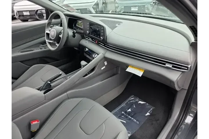 $20900 : Hyundai ELANTRA 2025 SEL Spo image 8