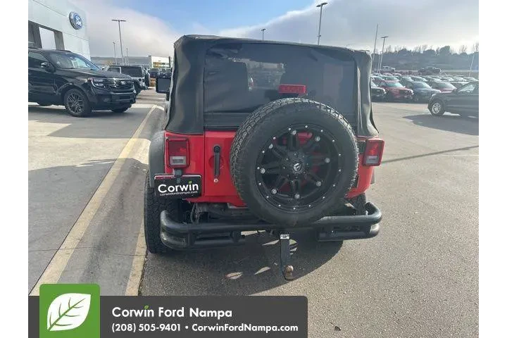 $12000 : Jeep Wrangler 2015 4x4 Sport image 5