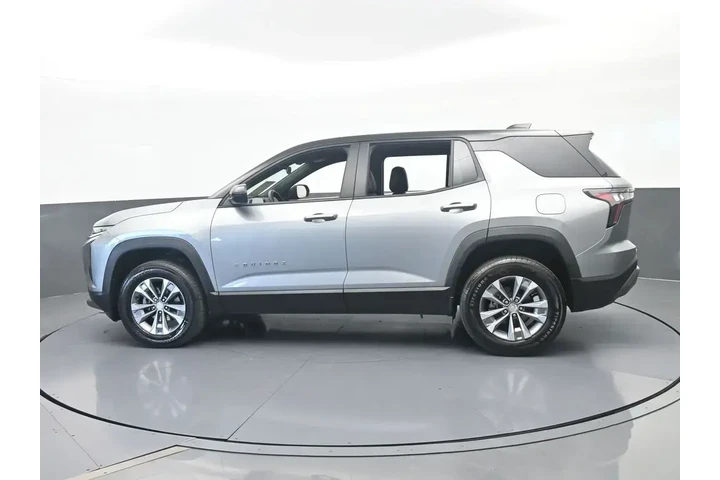 $23991 : Chevrolet Equinox 2025 LT 4d image 3