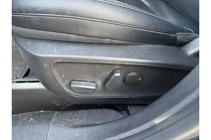 $16182 : Ford Escape 2022 SEL 4dr SUV image 9