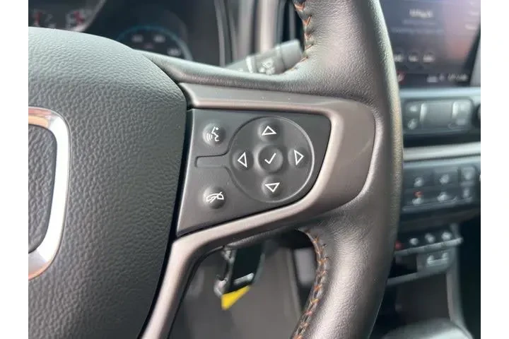 $24258 : GMC Canyon 2021 4x4 AT4 4dr image 10