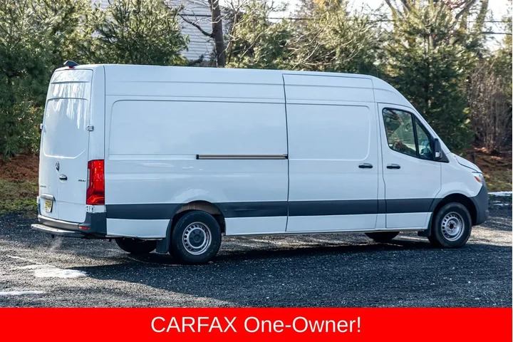 $28895 : Mercedes-Benz Sprinter 2023 image 9