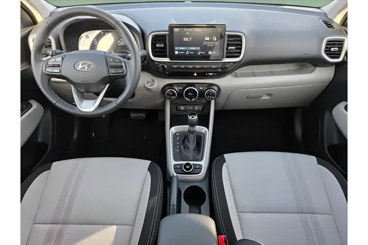 $24125 : Hyundai VENUE 2026 SEL 4dr C image 5