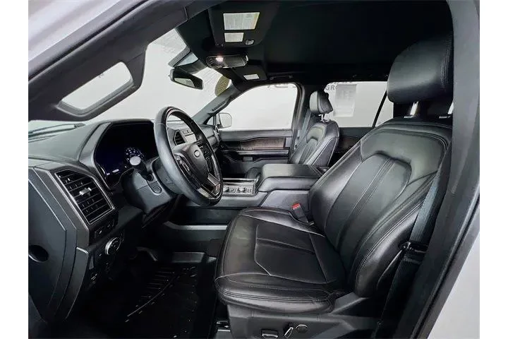 $38975 : Ford Expedition MAX 2021 4x4 image 10