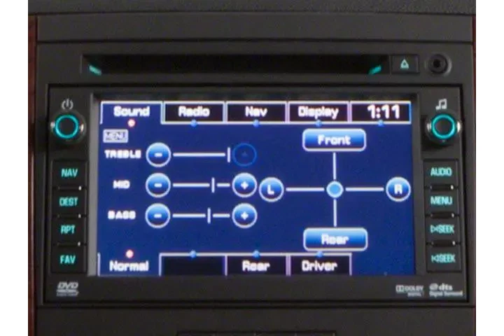 $4000 : Chevrolet Suburban 2010 4x4 image 10