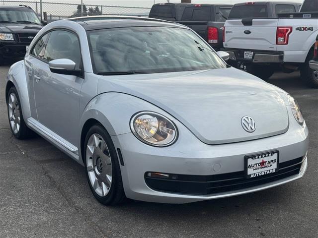 $9999 : 2012 Beetle image 6