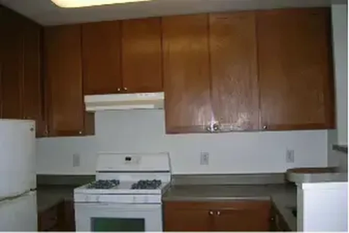 $1400 : 55+ Senior Low Income $1,400 image 5