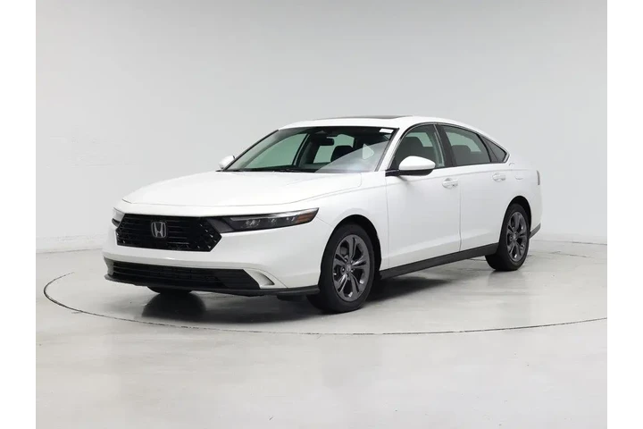 $25998 : Honda Accord 2023 EX 4dr Sed image 4