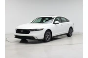 $25998 : Honda Accord 2023 EX 4dr Sed thumbnail