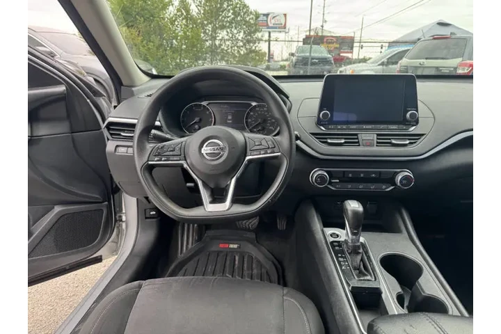 $11997 : 2019 Altima 2.5 S image 5