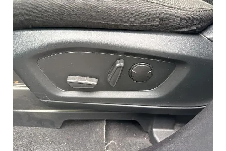 $27518 : Ford Explorer 2022 XLT 4dr S image 8