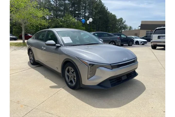 $18920 : Kia K4 2025 LXS 4dr Sedan image 8