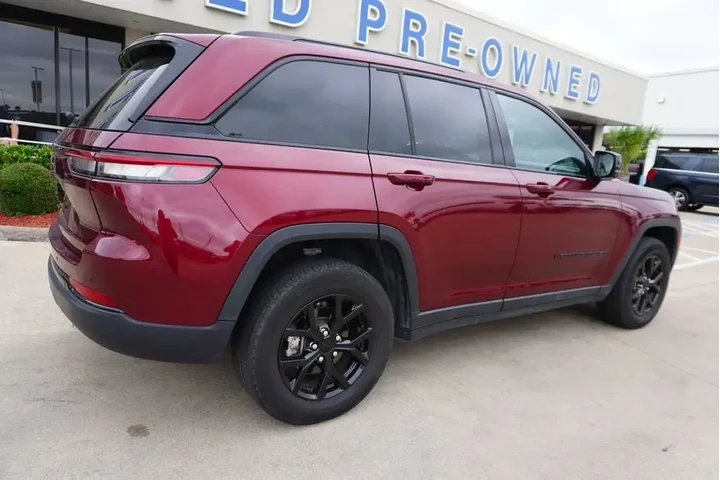 $32225 : Jeep Grand Cherokee 2024 4x4 image 6