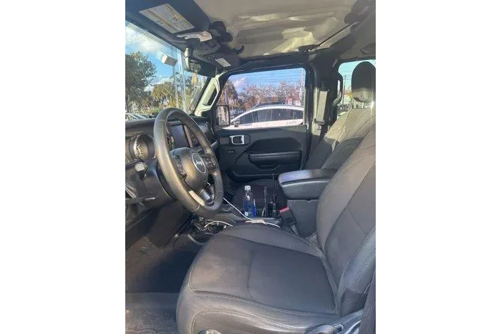 $27995 : Jeep Wrangler 2023 4x4 Sport image 6