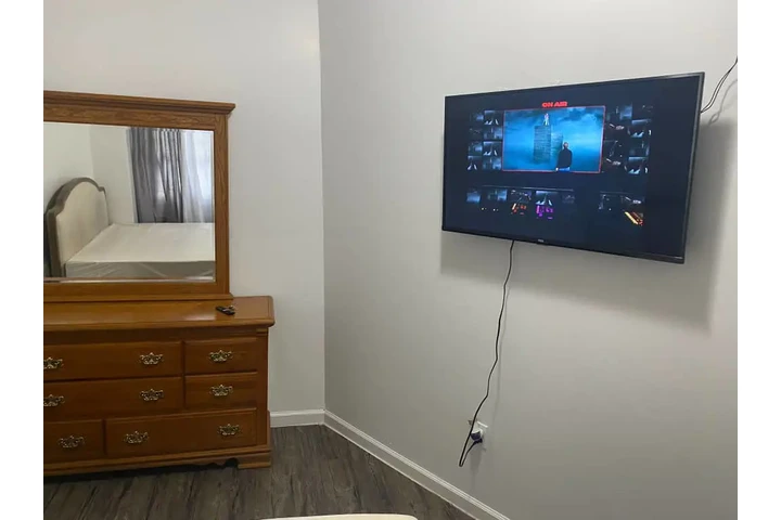 $200 : Rooms For Rent NY. 1327 image 3