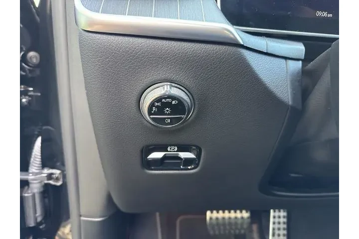 $39489 : Mercedes-Benz GLC 2023 GLC 3 image 7