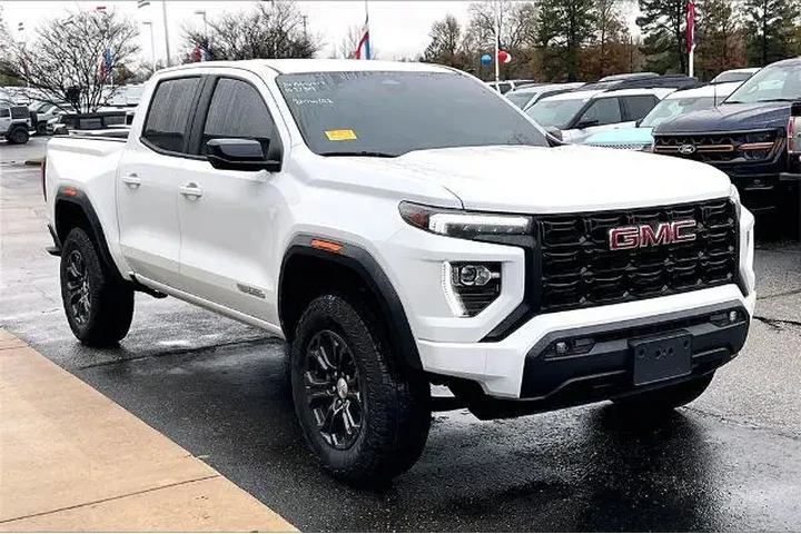 $35991 : GMC Canyon 2024 4x2 Elevatio image 1