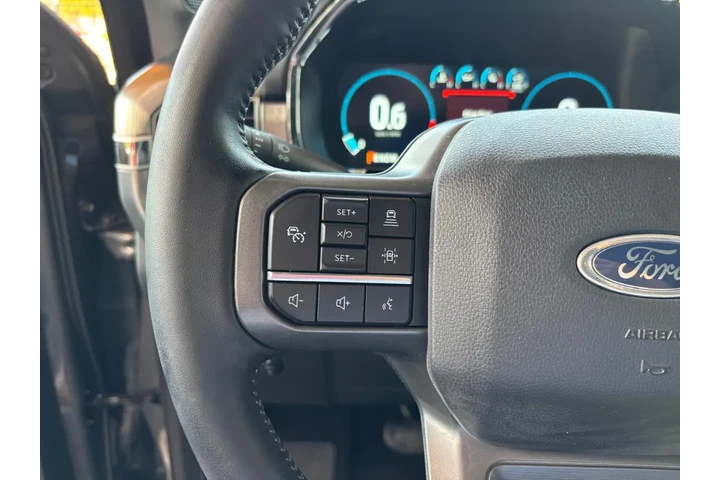 2022 F-150 Lariat image 9