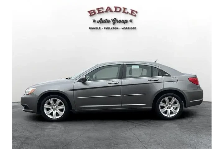 $6400 : Chrysler 200 2012 LX 4dr Sed image 2