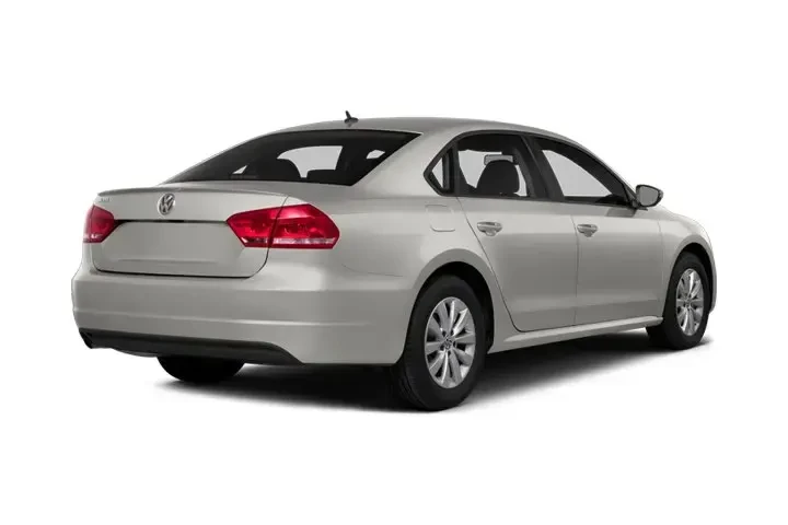 $8310 : Volkswagen Passat 2014 1.8T image 2