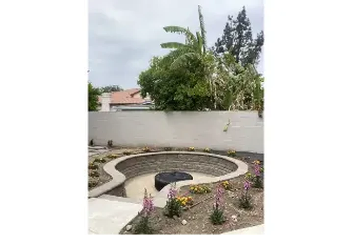 Concrete and block walls image 8