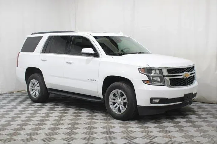 $25947 : Chevrolet Tahoe 2019 4x4 LT image 1