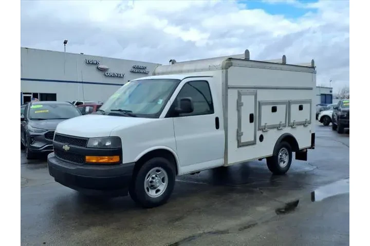 $12988 : Chevrolet Express 2018 3500 image 7