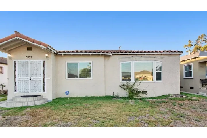 $1436 : Welcome to 2377 Wilma Avenue! image 1