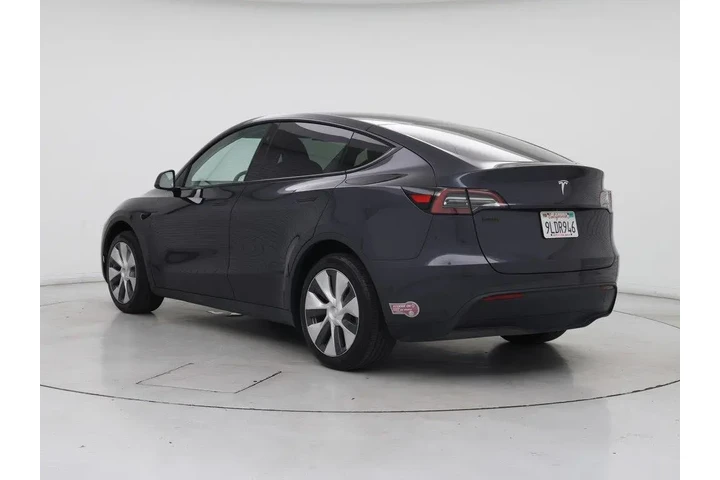 $33998 : Tesla Model Y 2024 Long Rang image 2