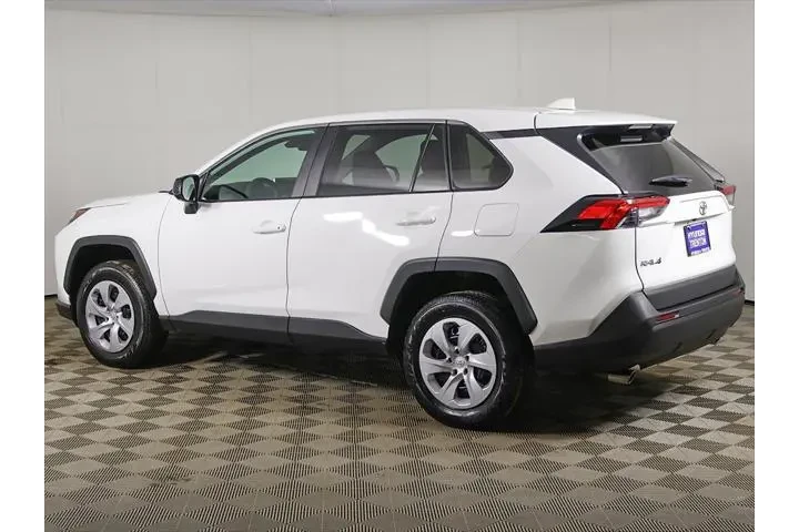 $25939 : Toyota RAV4 2025 LE 4dr SUV image 6