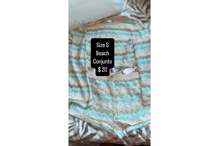 $10 : Blusas de medio uso image 5