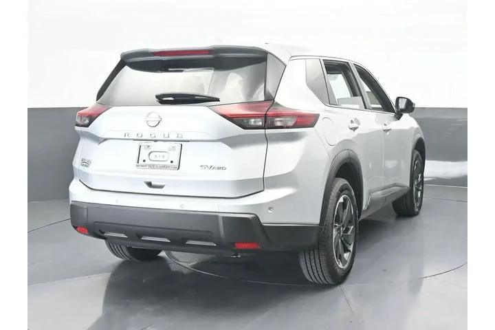 $17542 : Nissan Rogue 2024 AWD SV 4dr image 5