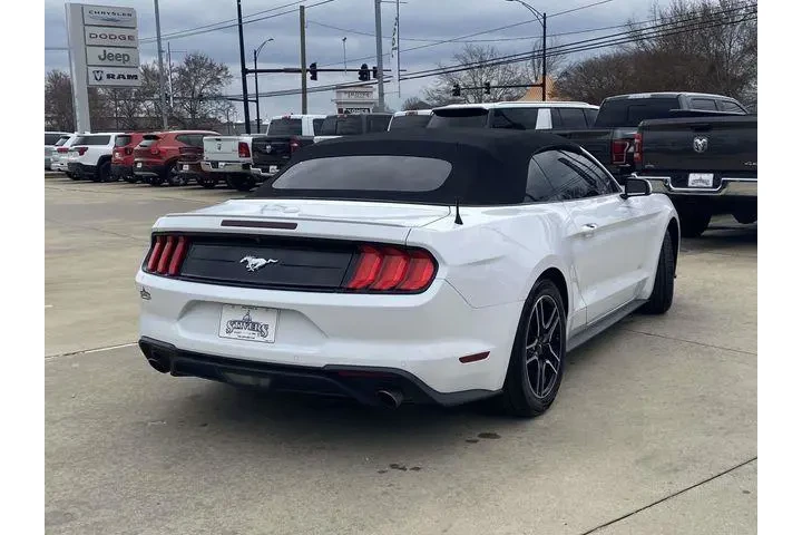 $20499 : Ford Mustang 2022 EcoBoost 2 image 9
