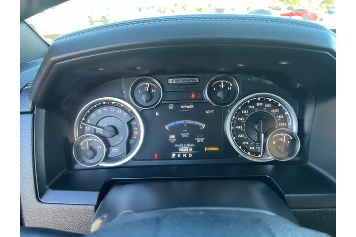 Ram 1500 2017 4x4 Rebel 4dr image 10