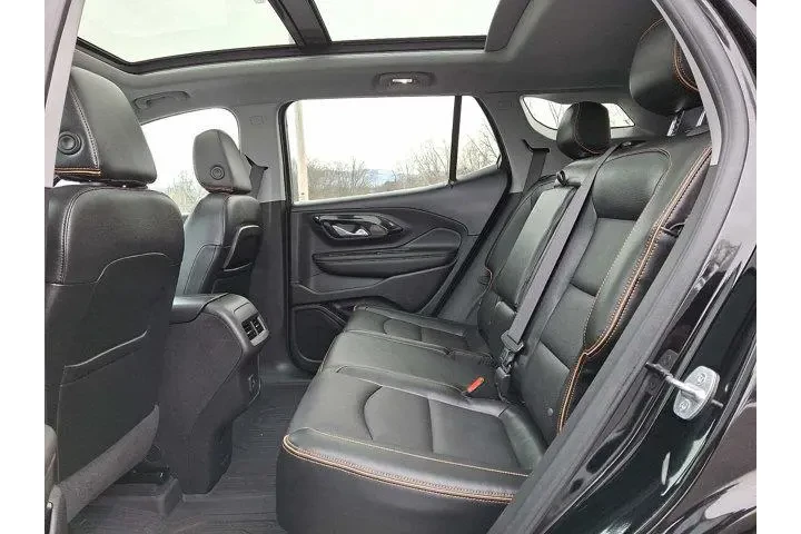 $25499 : GMC Terrain 2022 AWD AT4 4dr image 10