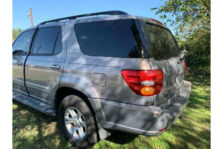 $8995 : 2001 Sequoia Limited image 4