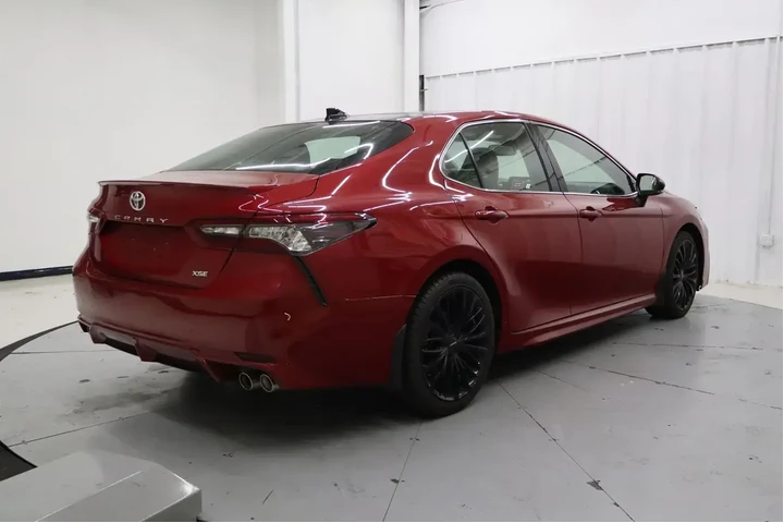$27776 : Toyota Camry 2023 XSE 4dr Se image 4