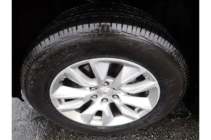 $30587 : Chevrolet Silverado 1500 202 image 9