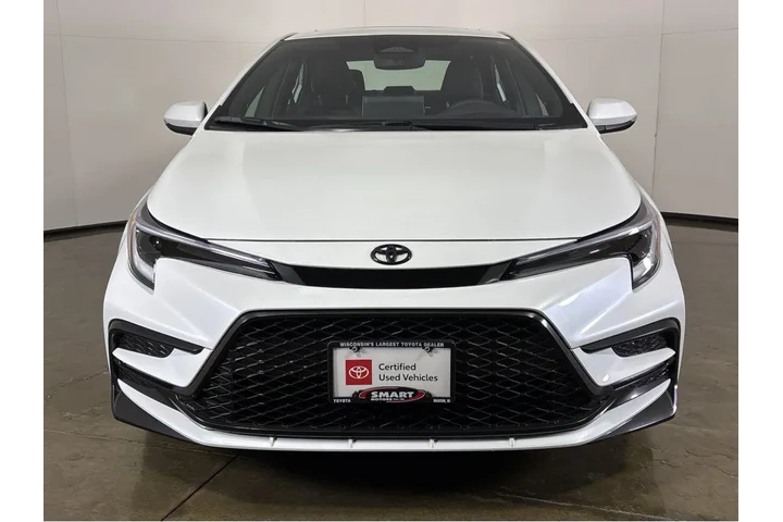 $29989 : Gold Certified2025 Corolla XSE image 9