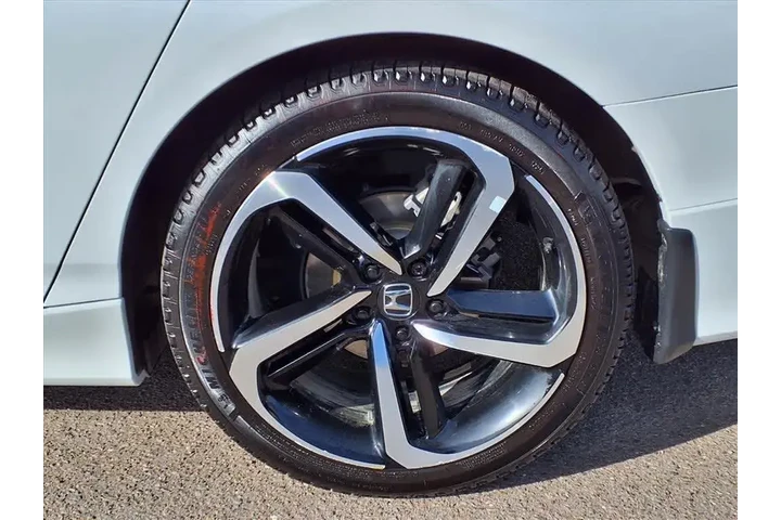 $23395 : Honda Accord 2022 Sport 4dr image 8