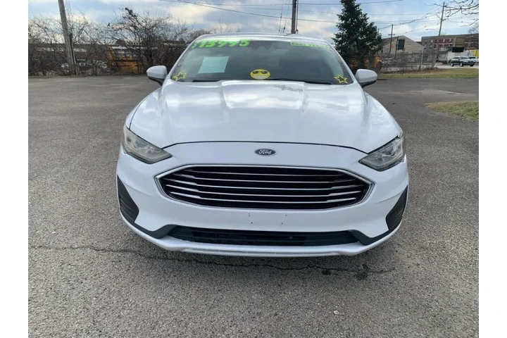 $13995 : 2019 Fusion SE image 9