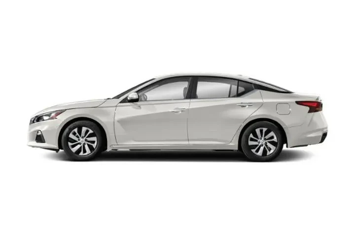 $17925 : Nissan Altima 2021 2.5 S 4dr image 2