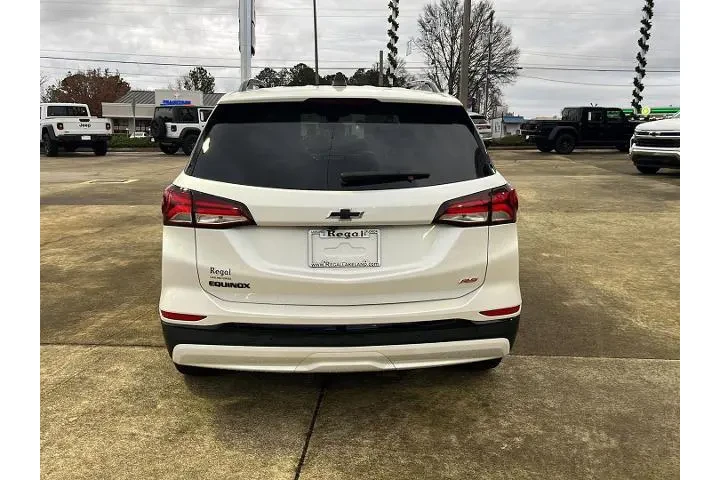 $27334 : Chevrolet Equinox 2024 RS 4d image 5